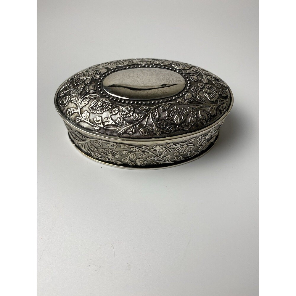 Oneida Large Oval Keepsake Floral Silver plated Box Velvet Interior